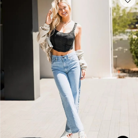 Levi’s Low Pro Jeans - Picture 1 of 5